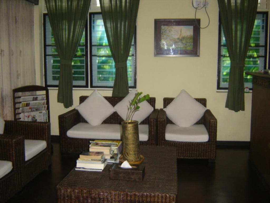 Garden Home Bed And Breakfast 양곤 외부 사진
