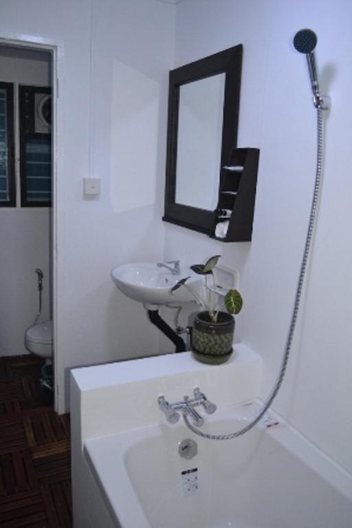 Garden Home Bed And Breakfast 양곤 객실 사진